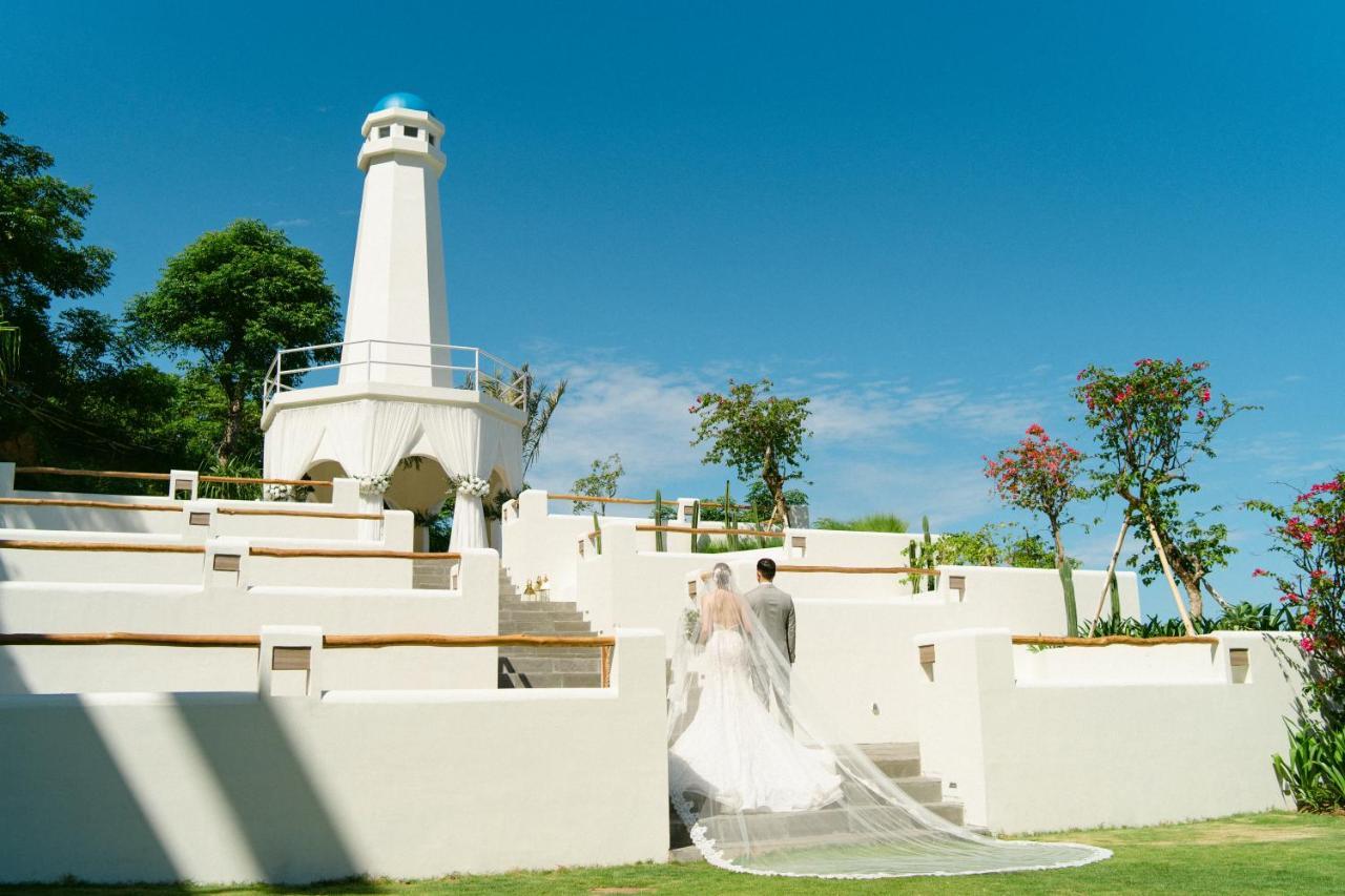 Royal Avila Boutique Resort Senggigi Extérieur photo